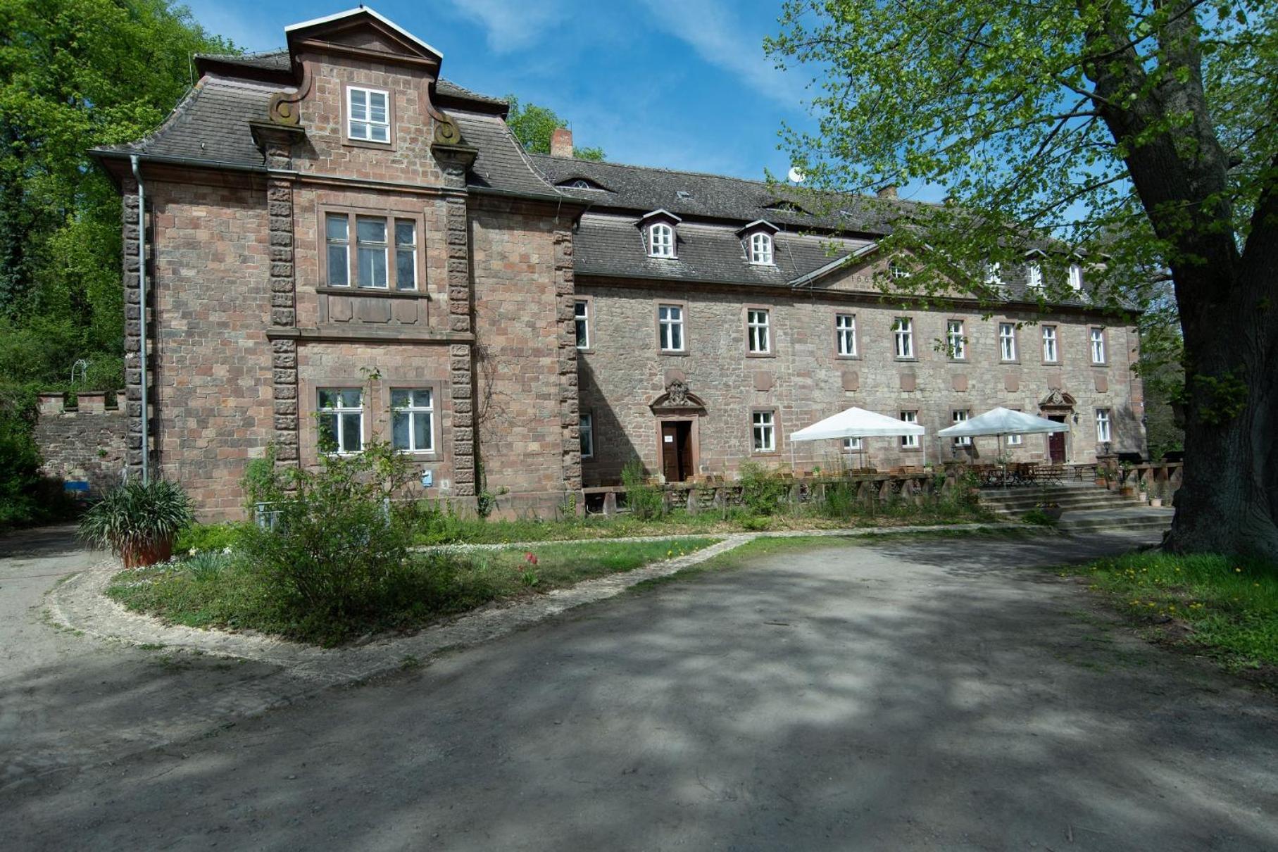 Schloss Zingst Querfurt Exteriör bild
